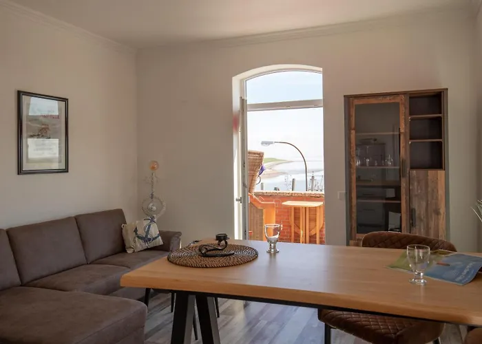 Ankerplatz Ueber Dem Hafen-pub Pellworm